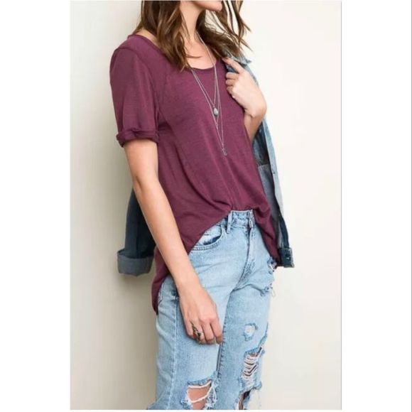 NEW Hayden LA Maroon Boyfriend Fit Scoop Neck Tee with Unfinished Hem - Picture 2 of 3